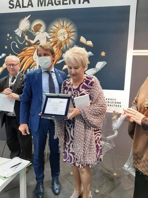 Cinzia Demi a Torino al Salone Internazionale del Libro, ottobre 2021: Premiazione di Voci Prime, con il Presidente INPS Pasquale Tridico